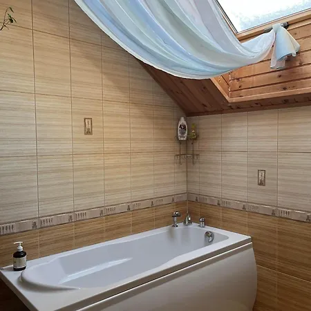 Vabaduse * Нарва-Йыэсуу